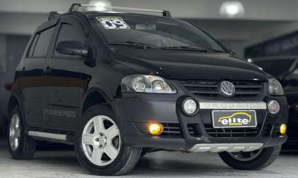 Volkswagen crossfox 1.6 flex completo financia e troca 