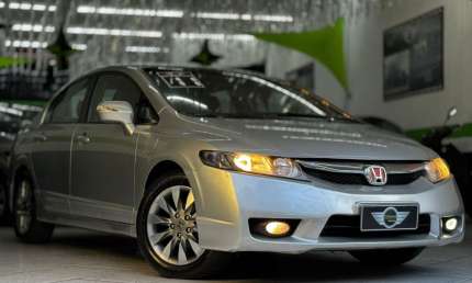 Honda civic lxl couro 1.8 flex automatico completo top de linha financia e troca