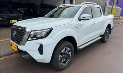 Nissan frontier 2.3 16v turbo diesel platinum cd 4x4 automático