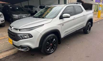 Fiat toro 2.0 16v turbo diesel freedom 4wd at9