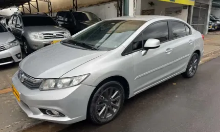 Honda civic 1.8 lxs 16v flex 4p automático