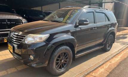 Toyota hilux sw4 2.7 sr 4x2 16v flex 4p automático