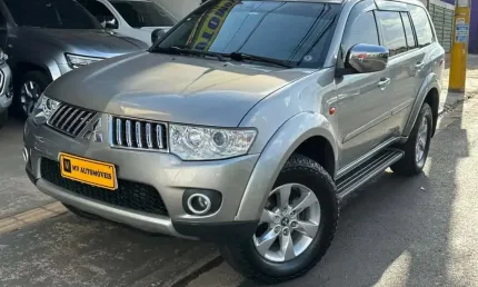 Mitsubishi pajero dakar 3.2 hpe 4x4 7 lugares 16v turbo intercooler diesel 4p automático