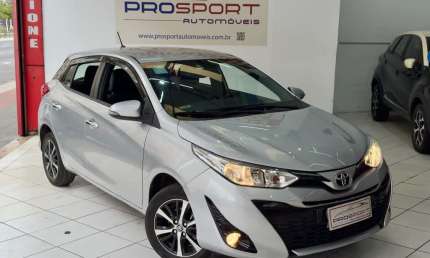 Toyota yaris flex automático