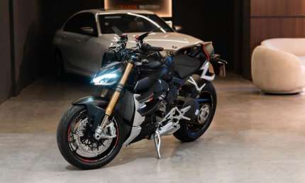 Ducati street fighter v4s 2022