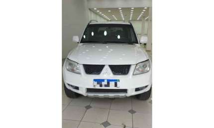 Mitsubishi pajero tr4 2013 2.0 4x2 16v 140cv flex 4p automático