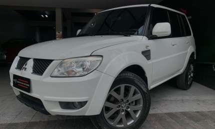 Mitsubishi pajero tr4 flex manual