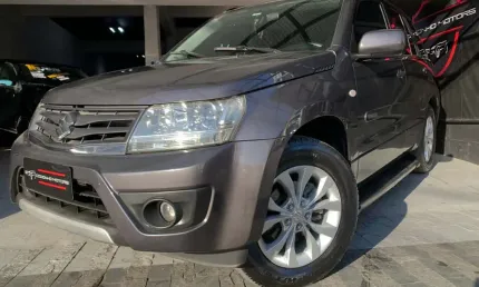 Suzuki grand vitara 2.0 2wd manual