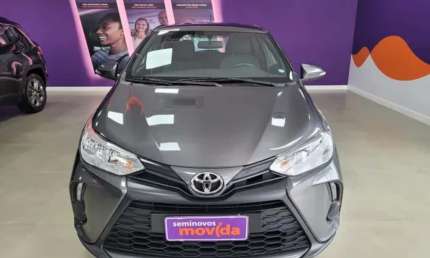 Toyota yaris yaris 1.5 xl plus connect cvt