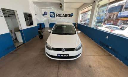 Volkswagen novo voyage 1.0 2014