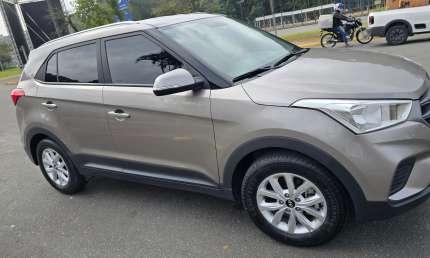 Único dono, veiculo comprado na hyundai de joinville.  revisões em dia