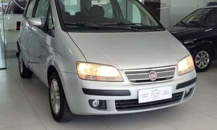 Fiat idea elx 1.4 ano 2010