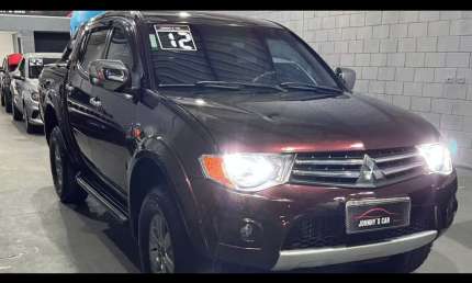 Mitsubishi l200 triton diesel automático