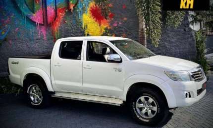 Toyota hilux srv 2.7 4x4 automática 2015