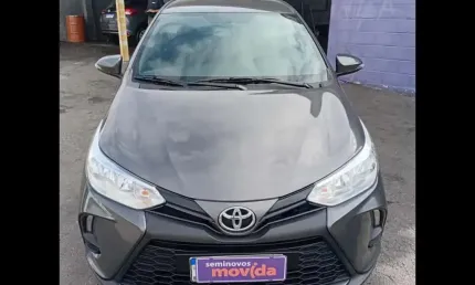Toyota yaris yaris 1.5 xl plus connect cvt