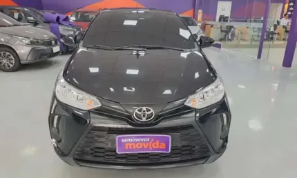 Toyota yaris yaris 1.5 xl plus connect cvt