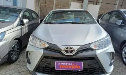Toyota yaris yaris 1.5 xl plus connect cvt