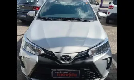 Toyota yaris yaris 1.5 xl plus connect cvt