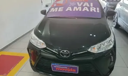 Toyota yaris yaris 1.5 xl plus connect cvt