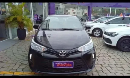 Toyota yaris yaris 1.5 xl plus connect cvt