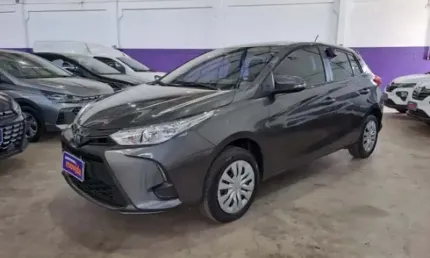 Toyota yaris yaris 1.5 xl plus connect cvt