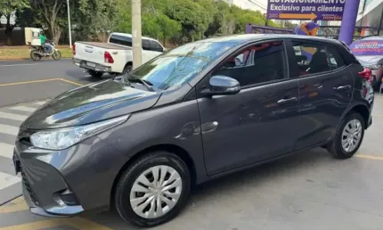 Toyota yaris yaris 1.5 xl plus connect cvt