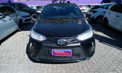 Toyota yaris yaris 1.5 xl plus connect cvt
