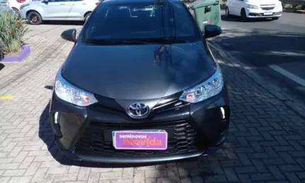 Toyota yaris yaris 1.5 xl plus connect cvt