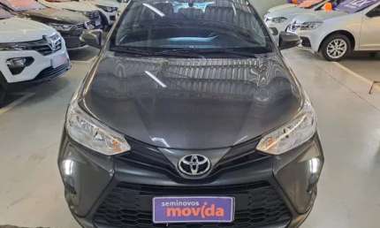 Toyota yaris yaris 1.5 xl plus connect cvt