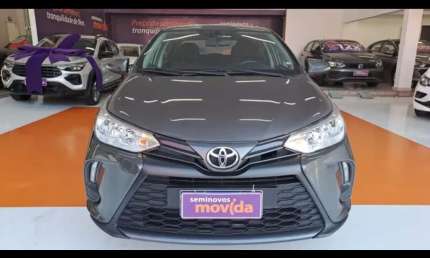 Toyota yaris yaris 1.5 xl plus connect cvt