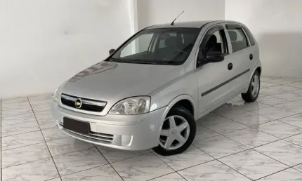 Corsa hatch 1.8 2004