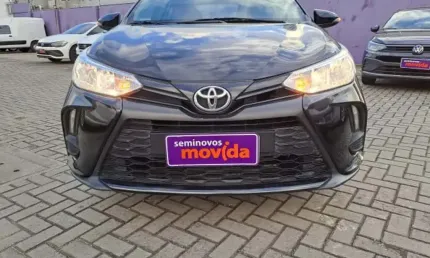 Toyota yaris yaris 1.5 xl plus connect cvt