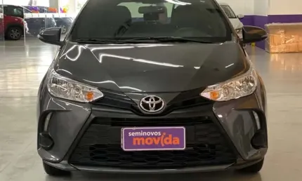 Toyota yaris yaris 1.5 xl plus connect cvt