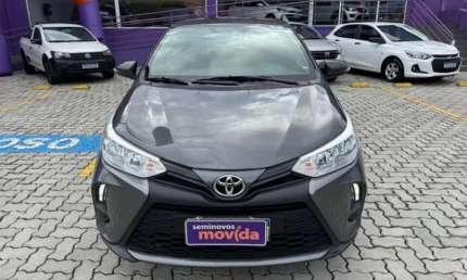 Toyota yaris yaris 1.5 xl plus connect cvt