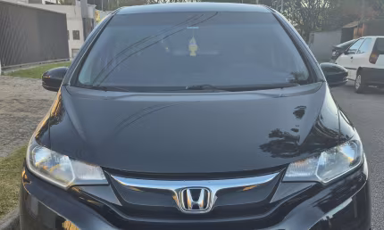 Honda fit - completo - carro particular