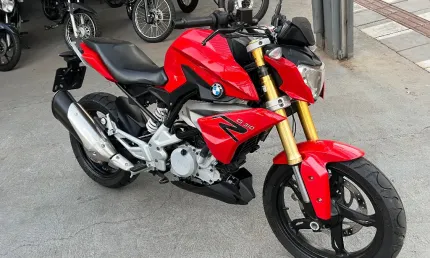 Bmw g 310 r muito nova 