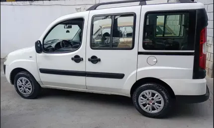 Fiat doblo essence 1.8 flex 16v 5p 2012 flex