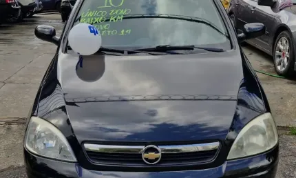 Corsa sedan frente montana