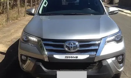 Toyota sw4 2.8 tdi srx 7l 4x4  2017(aut) 