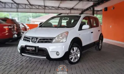 Nissan livina x-gear x-gear sl/x-gear 1.8 flex f. aut.  - branca - 2012/2013