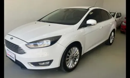 Ford focus 2.0 titanium sedan 16v flex 4p powershift