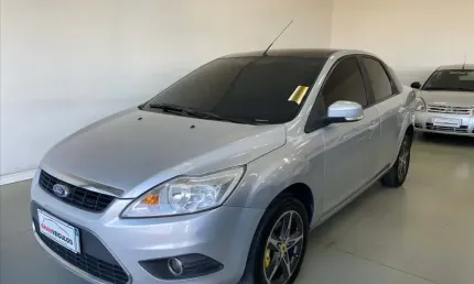 Ford focus 2.0 glx sedan 16v flex 4p automático