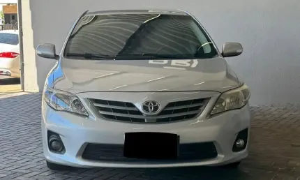 Ea - toyota corolla 2.0 xei 16v 4p - 2013 (único dono com trasferência paga)