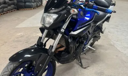 Yamaha mt03 abs 2017/2018 com apenas 27 mil km rodados azul!