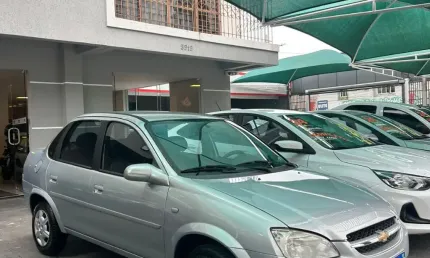 Corsa classic 1.0 ano 2013 entrada + parcelas de 799,00 aqui na mm4