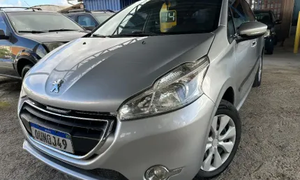 Peugeot 208 muito conservado! motor 1.5
