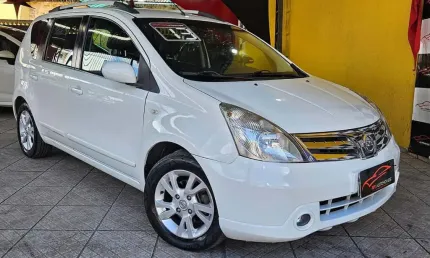 Nissan livina 18sl 2013