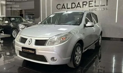 Renault sandero pri 16 2010