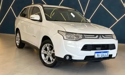 Outlander 2.0 cvt 2015 flex top de linha