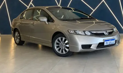 Civic 1.8 lxl 2011! impecável!! km baixo!!